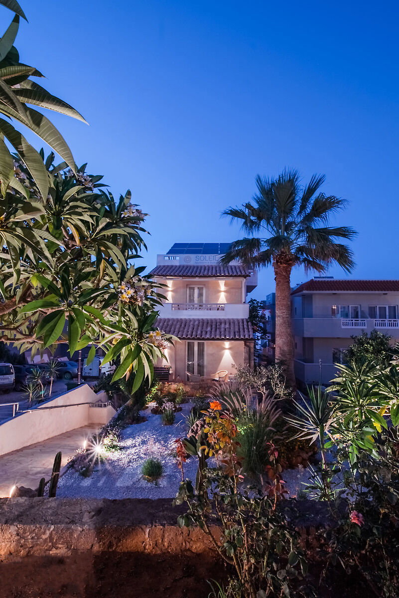 dal travel Soleil Apartments & Studios