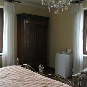 Hotel Villa Le Rose cazare Cavour
