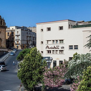 Hotel Ariston Suite cazare Piazza Armerina