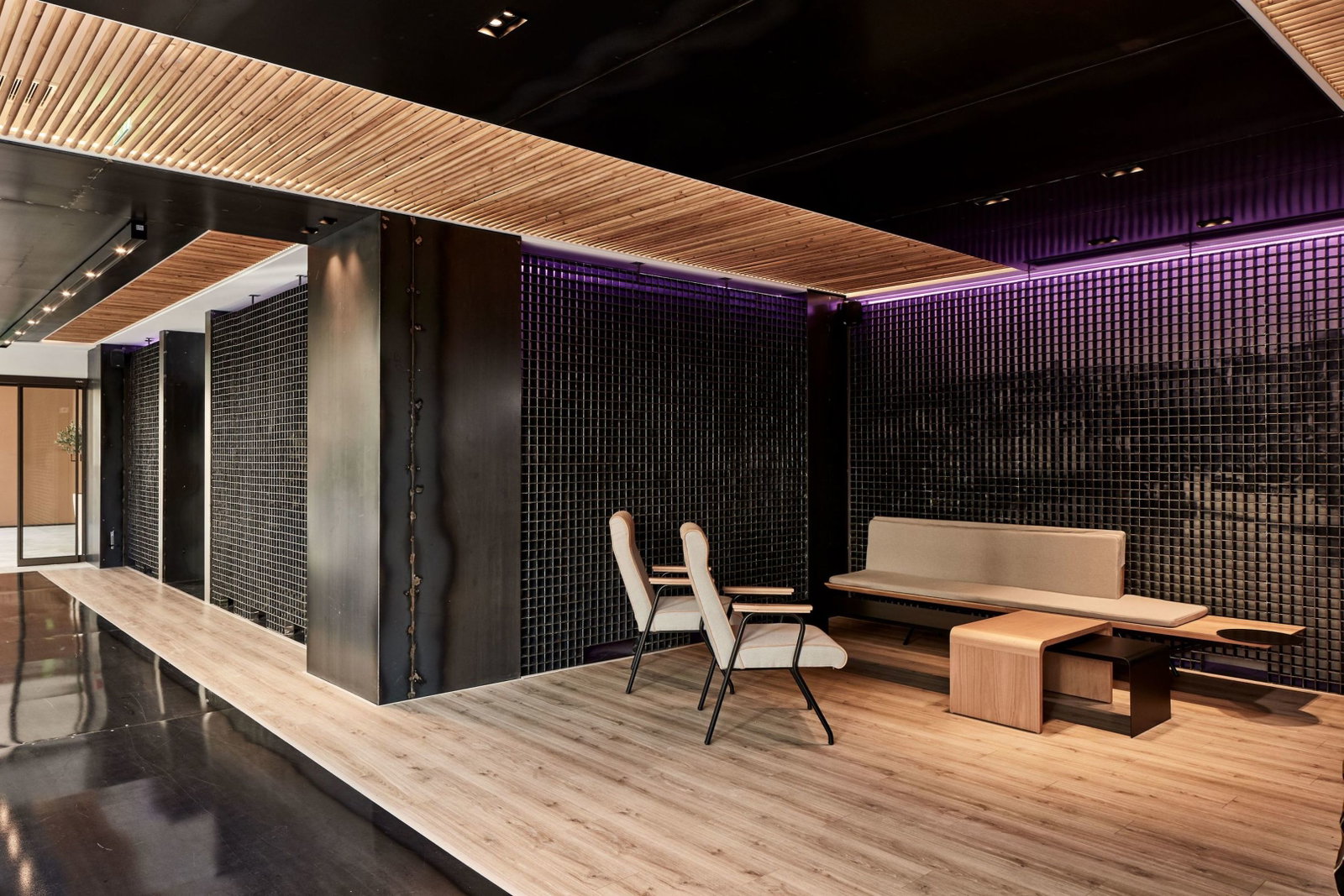 dal travel Ibis Styles Heraklion Central Hotel