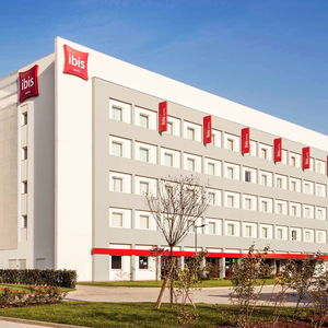 Hotel Ibis Milano Fiera cazare Lainate