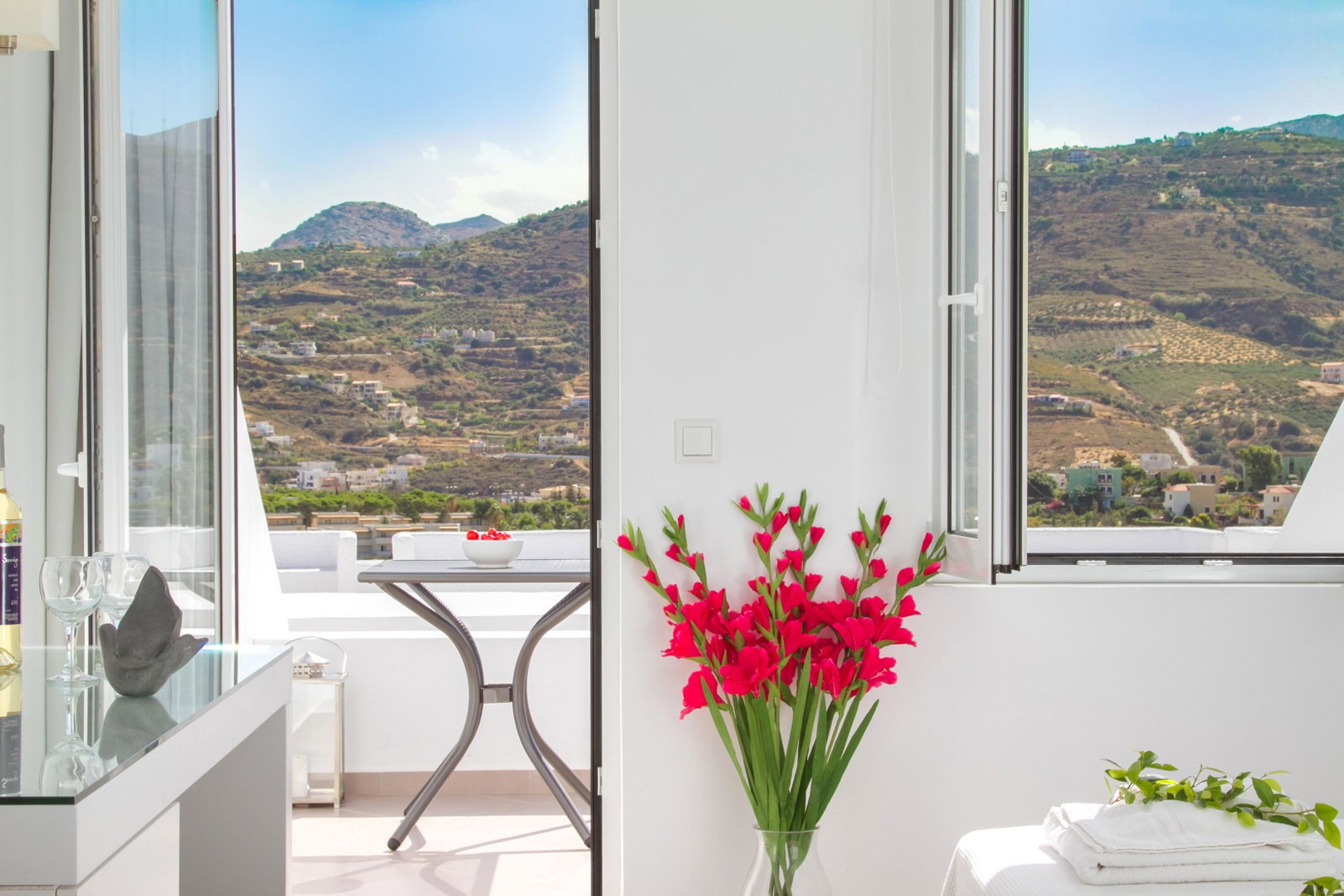 dal travel Peninsula Resort & Spa