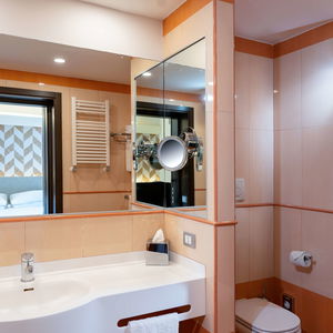 Hotel Doubletree By Hilton Milan Malpensa Solbiate Olona cazare Solbiate Olona