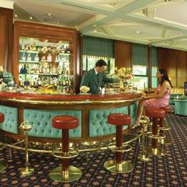 Hotel Royal Garden cazare Assago