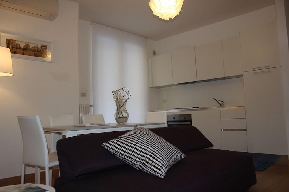 Le Residenze Di Via Lo Re