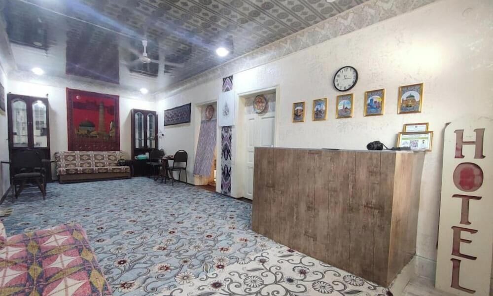 Hotel Oybek Hotel