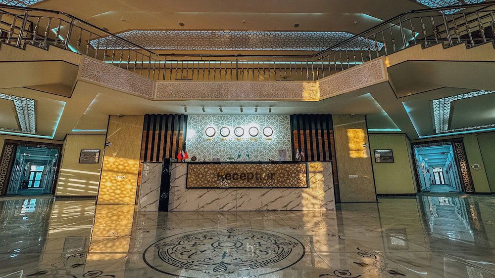 Hotel Pakhlavon Hotel