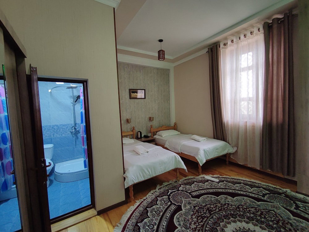 Hotel Naqshband Craft Center & Hotel