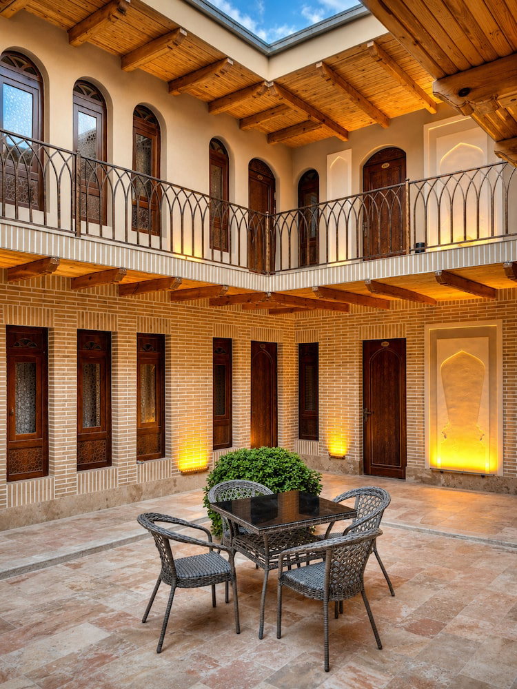 Hotel Ayub Modern & Heritage Hotel