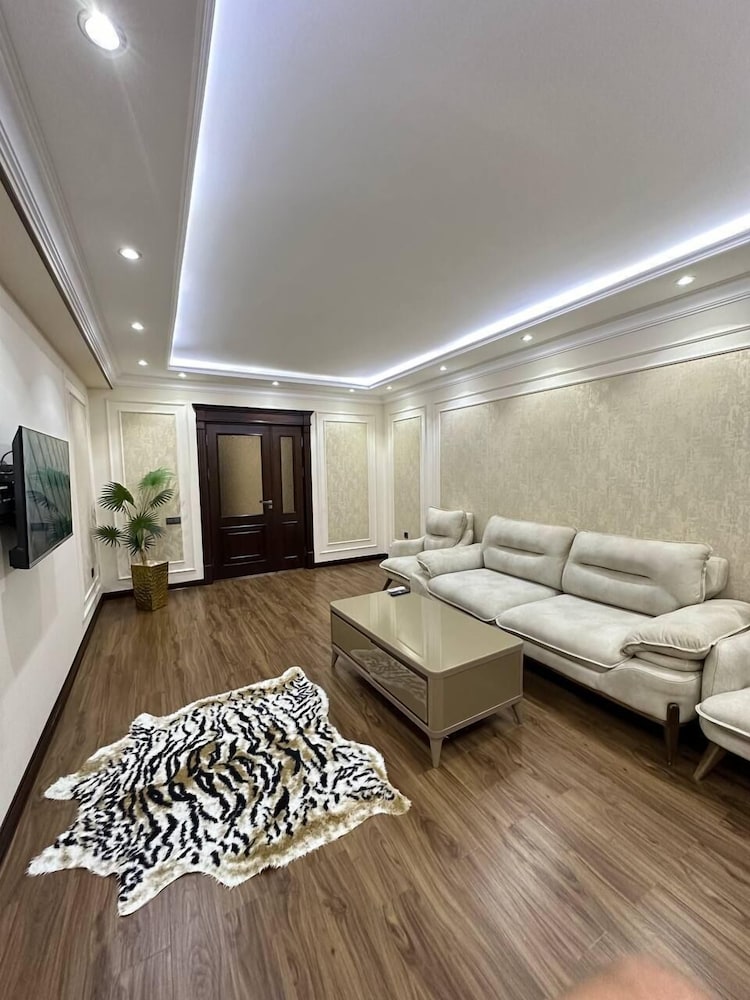 Hotel Apartments Near Metro Station Minor