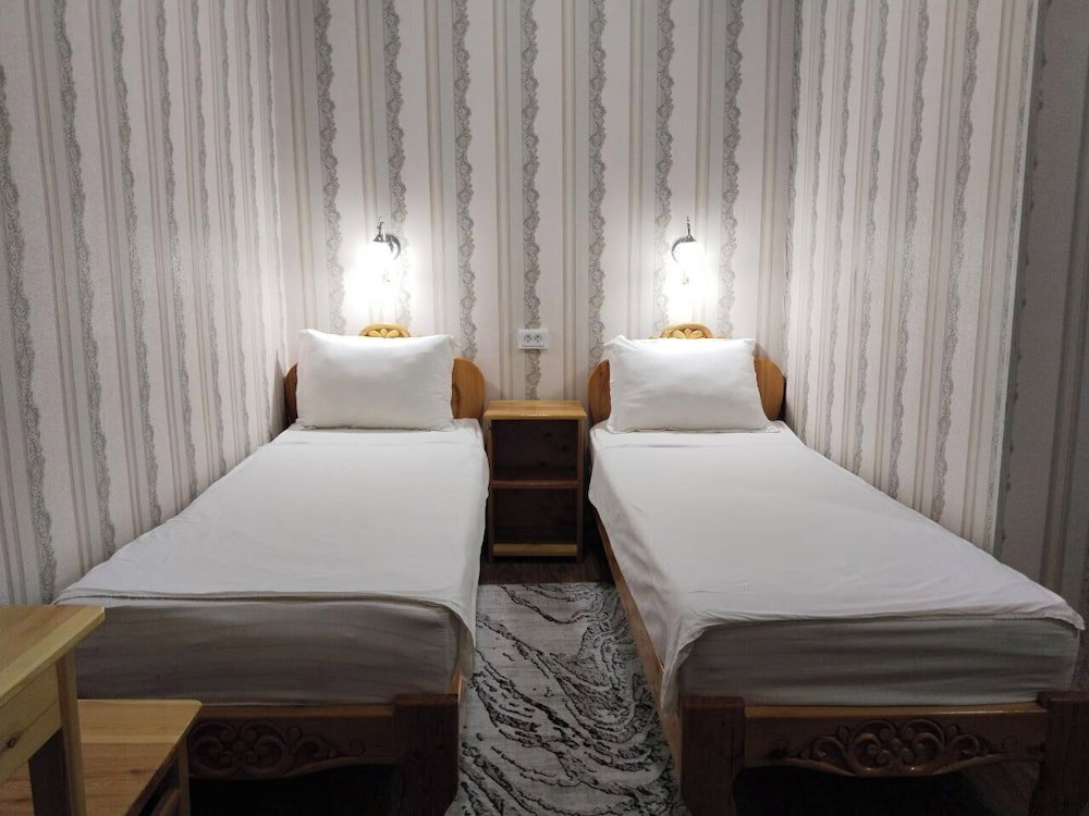 Hotel Gostevoy Dom Hotel Allanazar Ota