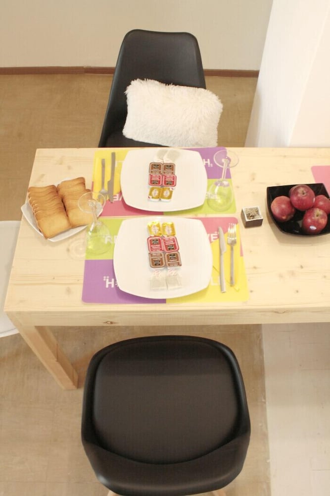 dal travel Crops Suites