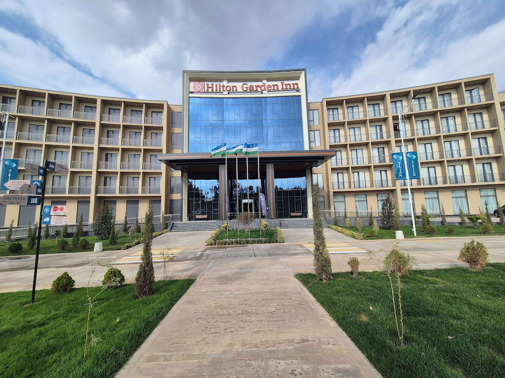 Hotel Hilton Garden Inn Termez Airitom
