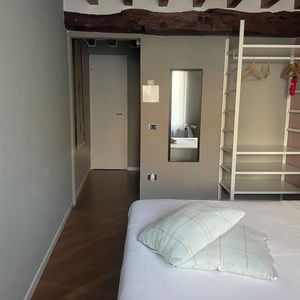 Hotel Bsuites B&B cazare Parma