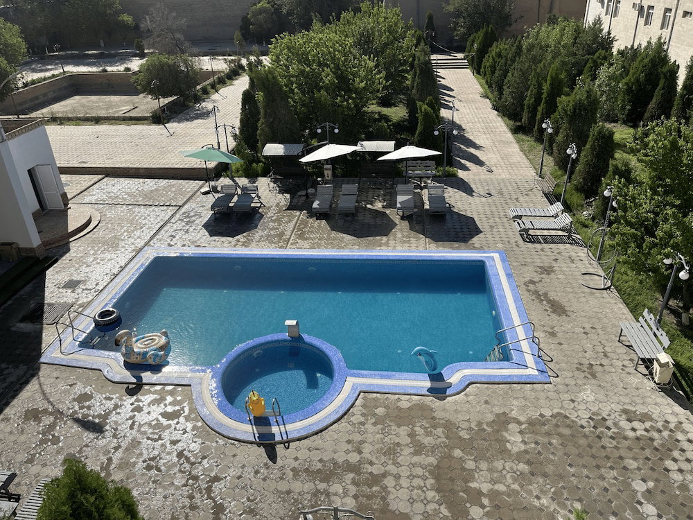 Hotel Qibla Tozabog