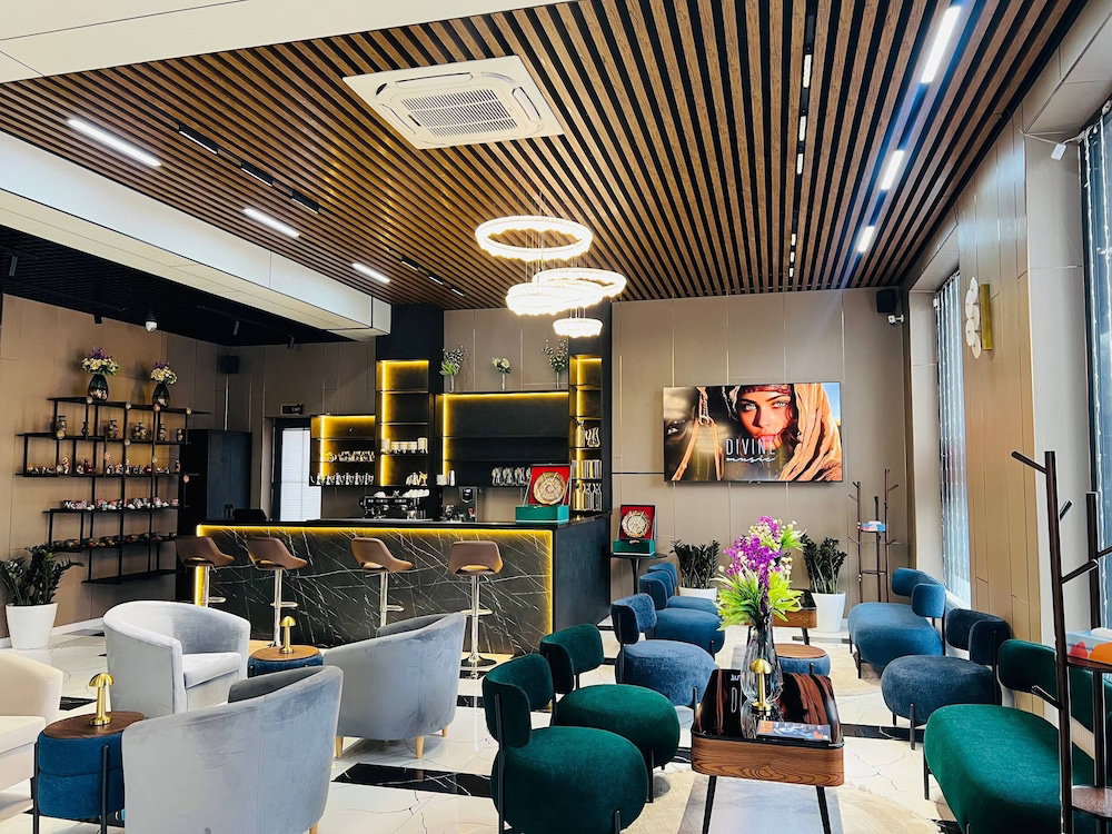 Hotel Sm Luxury Hotel