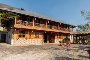 Hotel Hmong Farmstay cazare Lao Chai