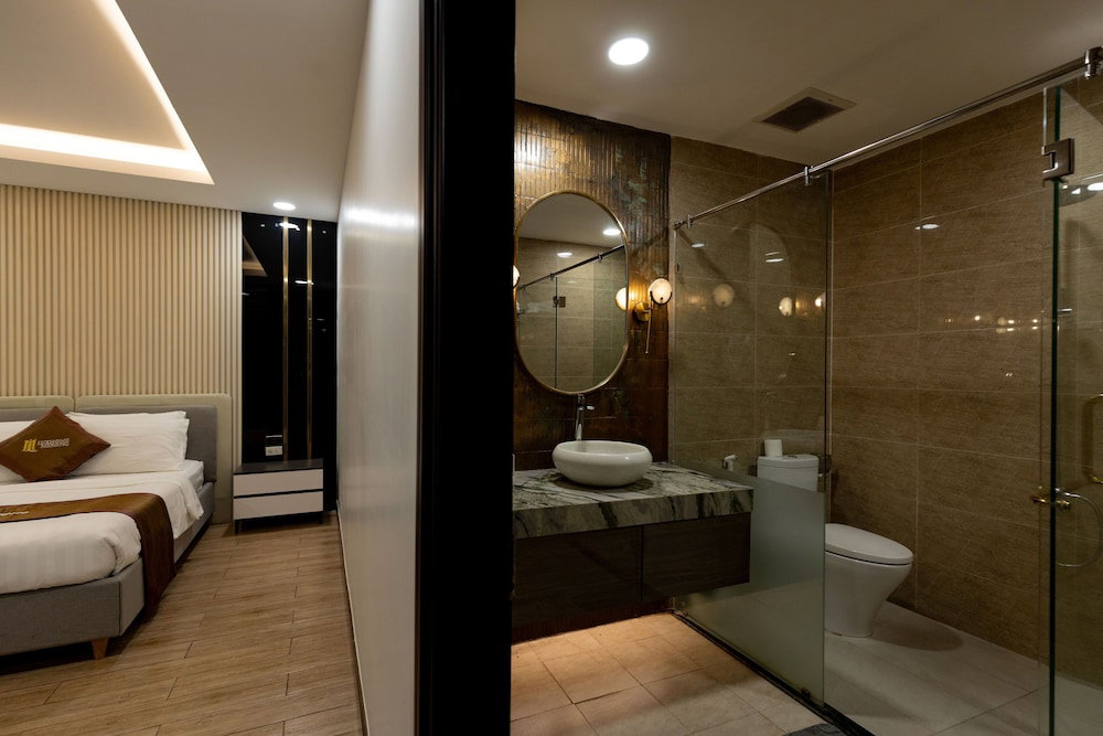 Luxhome Mekong Hotel