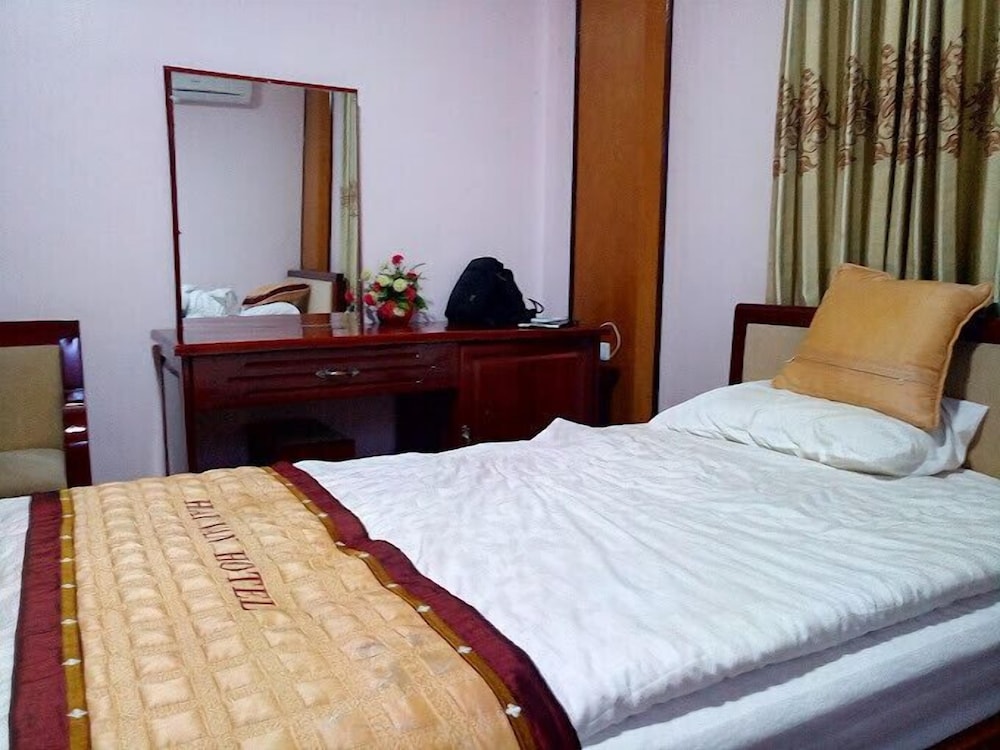 Hai Van Hotel Dien Bien - By Bay Luxury