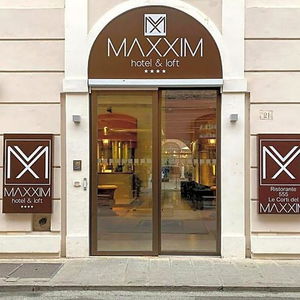 Hotel Maxxim Hotel cazare Ferrara