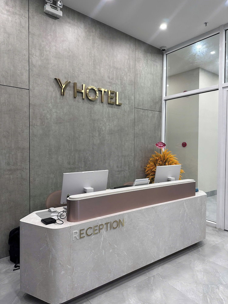 Y Hotel Phan Dinh Phung