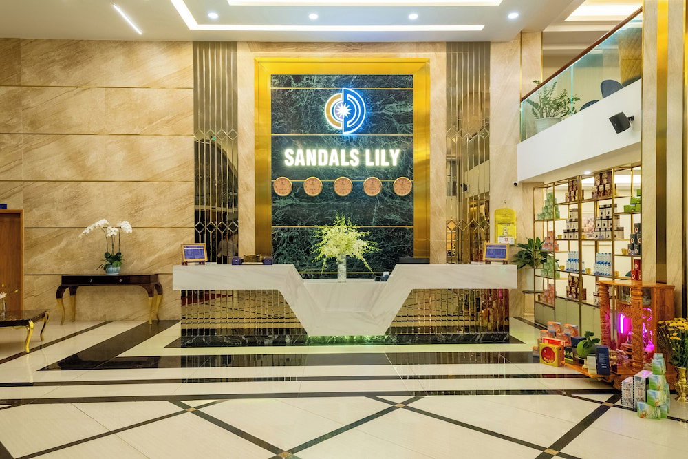 Sandals Lily Hotel