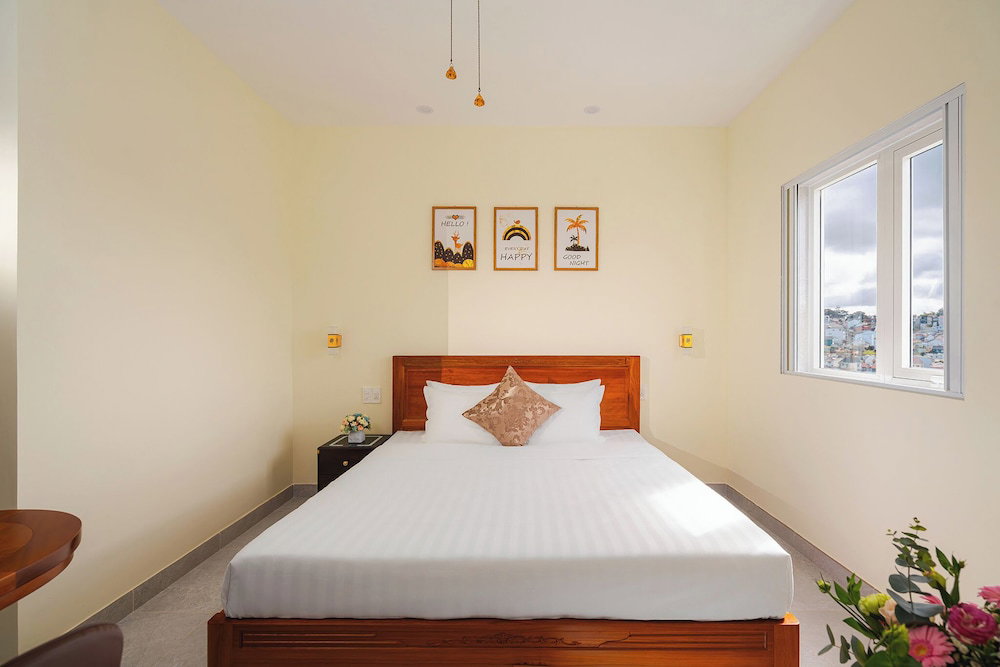 Candlepine Suites