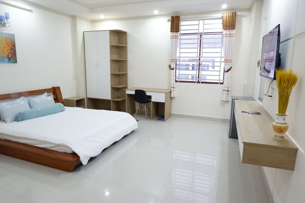Winter Spring Homestay Center