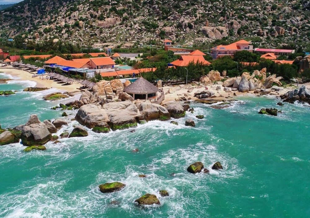 Hotel Hon Co Ca Na Resort