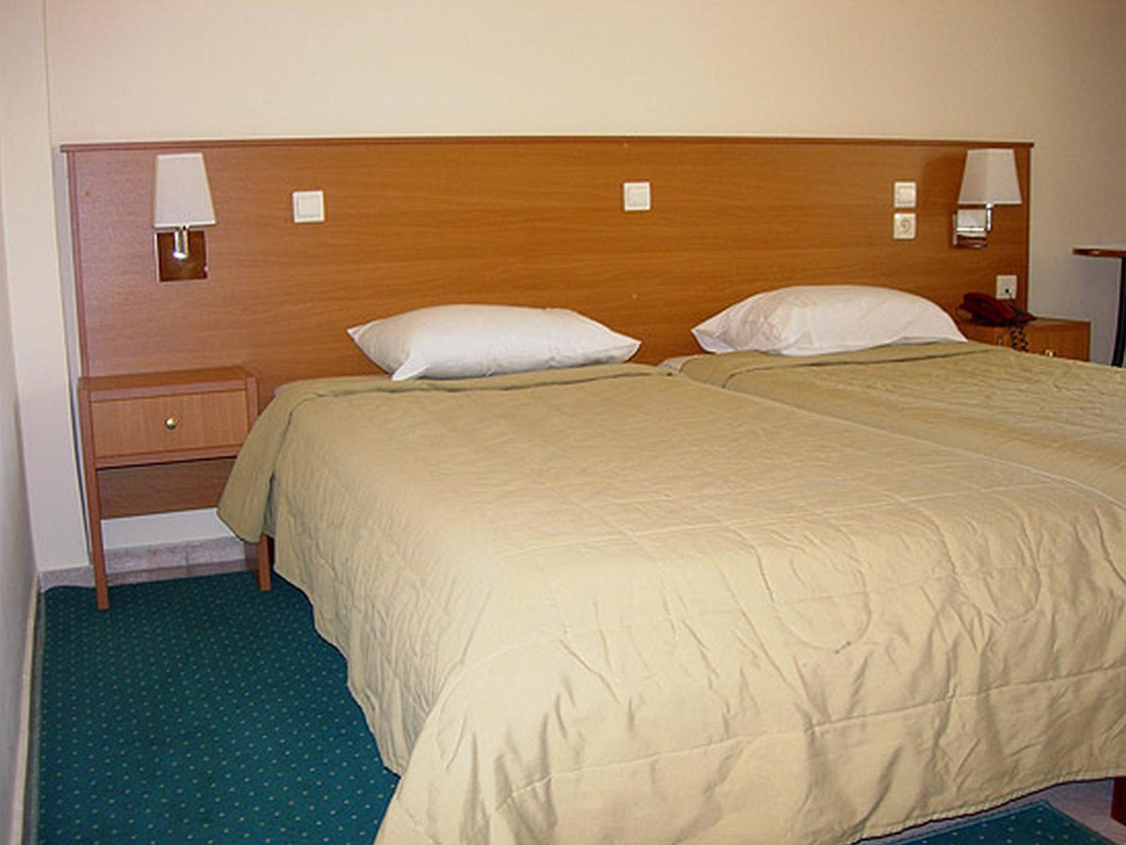 dal travel Flisvos Hotel