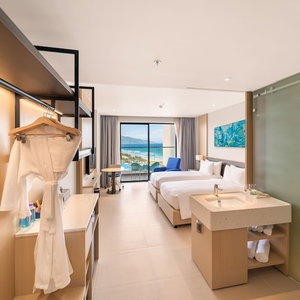 Hotel Haki Seaview cazare Cam Ranh