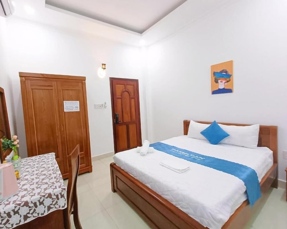 Phuong Thuy Hotel