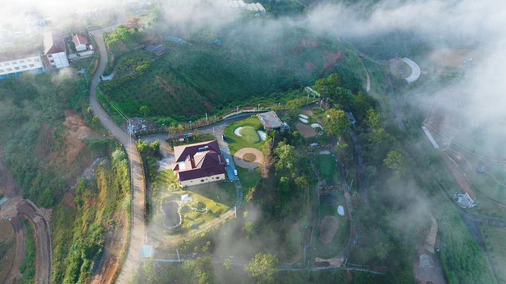 Hotel Four Spring Villas And Golfs Da Lat
