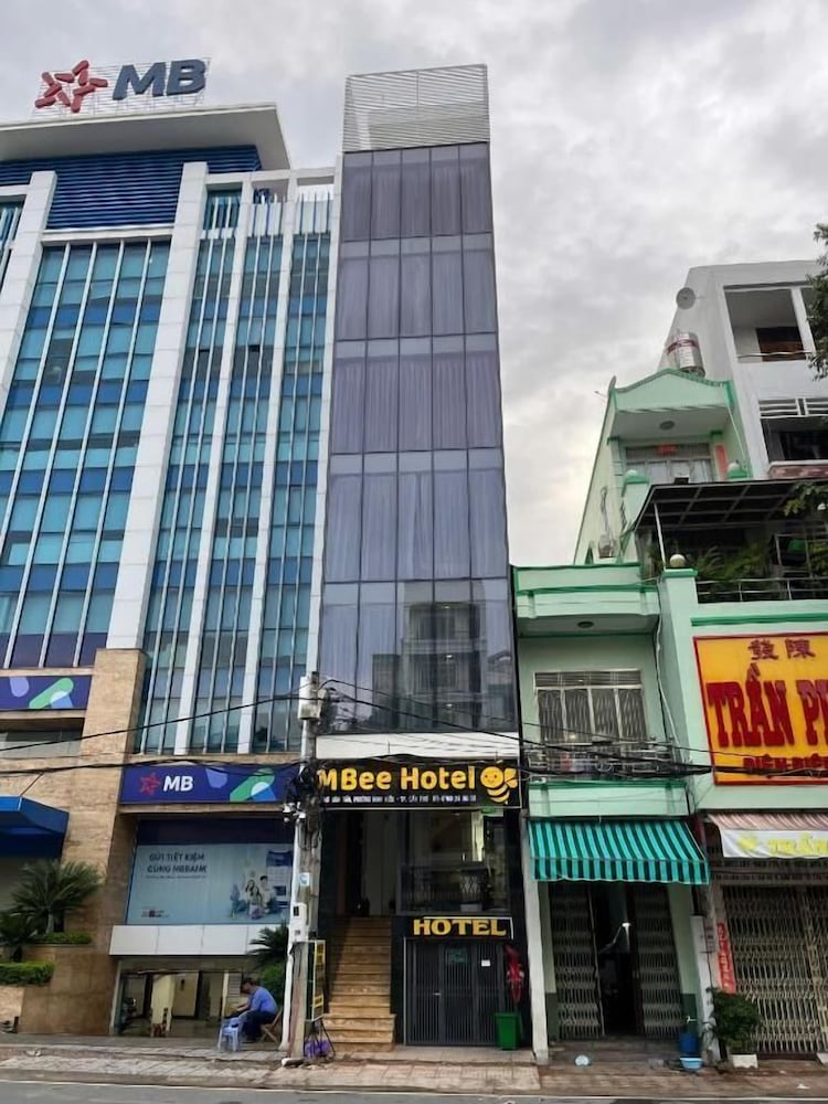 Mbee Hotel