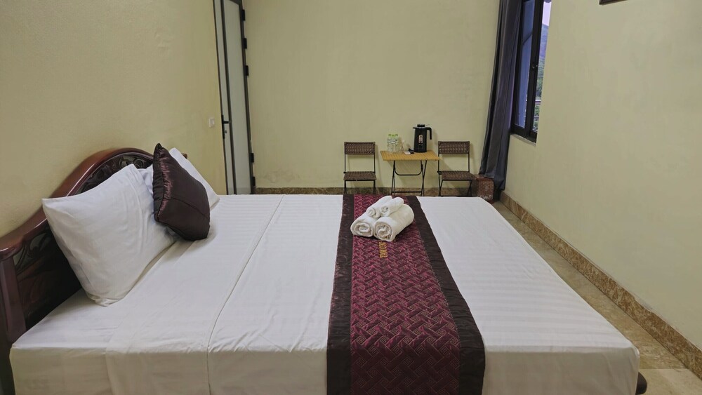 Vi Tamcoc Hotel