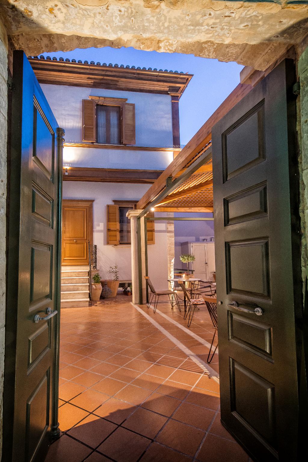 dal travel Veneziano Boutique