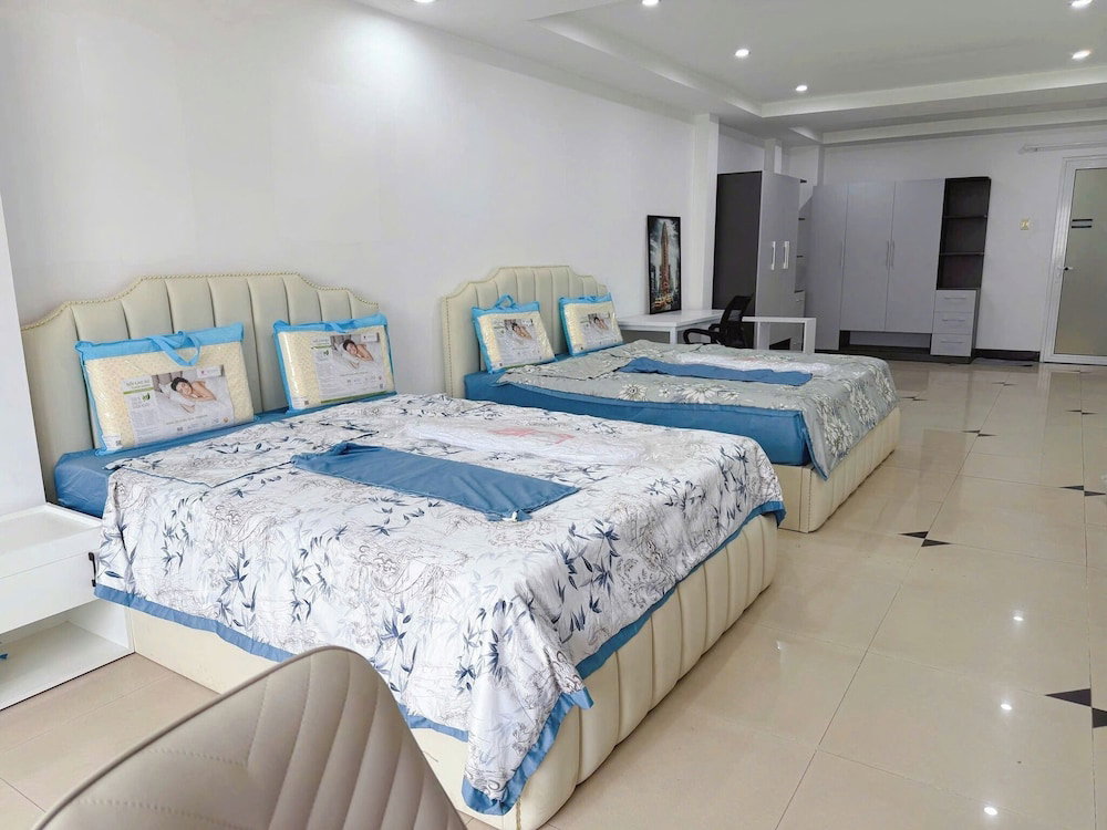 Mini House 365 Holdings Ly Tu Trong