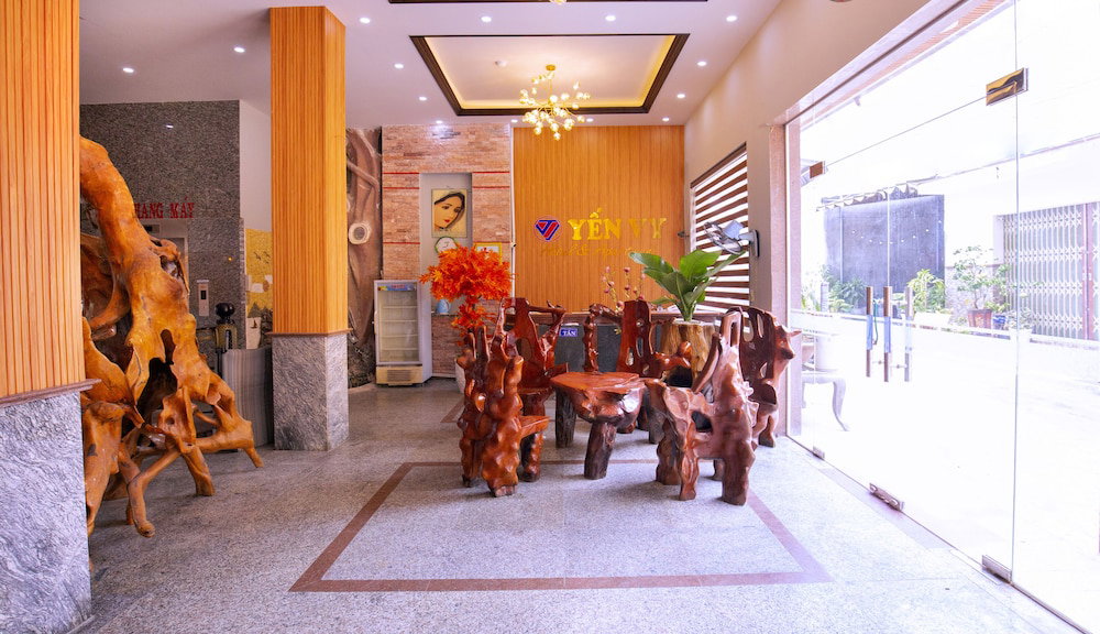 Yen Vy Hotel & Apartment