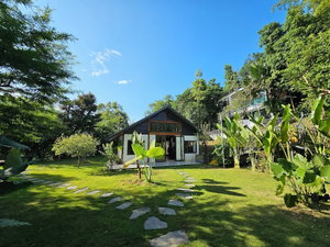 Hotel Lake House cazare Ha Giang