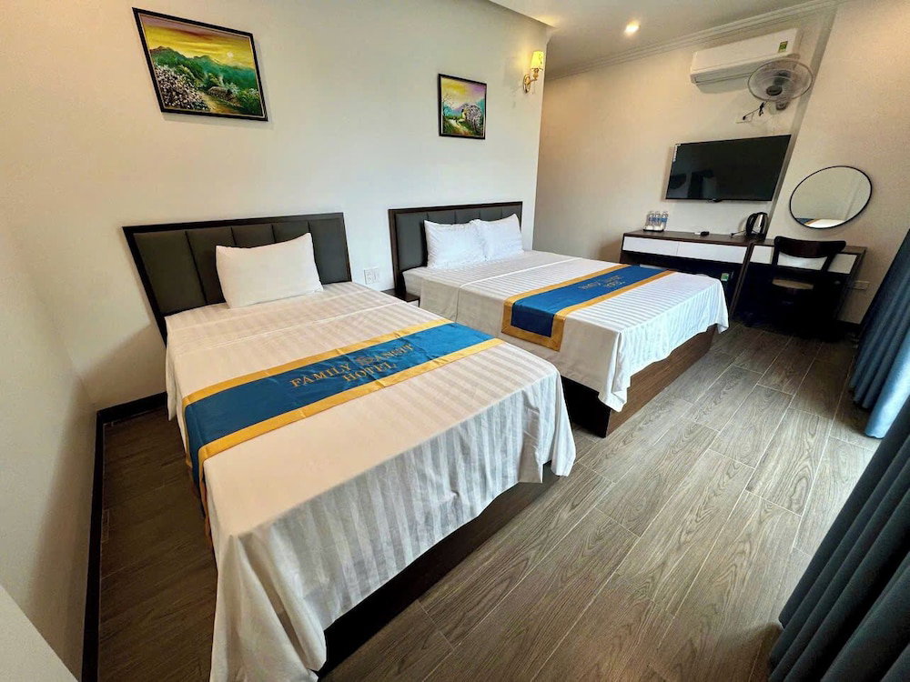 Hotel Family Transit Hotel