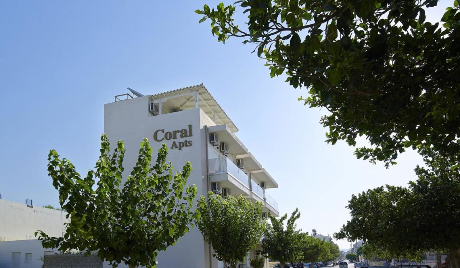 Hotel Coral Apartments