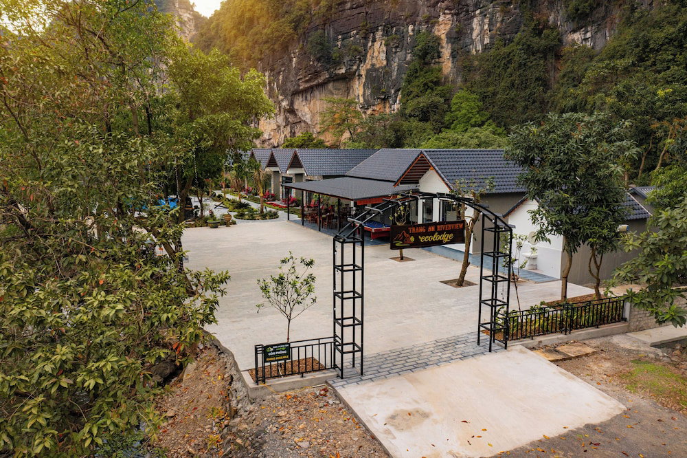 Trang An River View Ecolodge