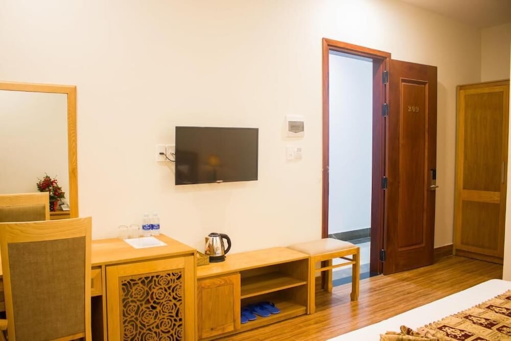 Hoai Thuong Hotel