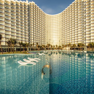 Hotel The Western Seaview Cam Ranh Condotel cazare Cam Ranh