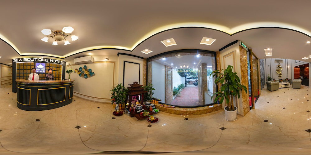 Mia Hotel