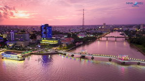Hotel Ninh Kieu Riverside Hotel cazare Cai Rang