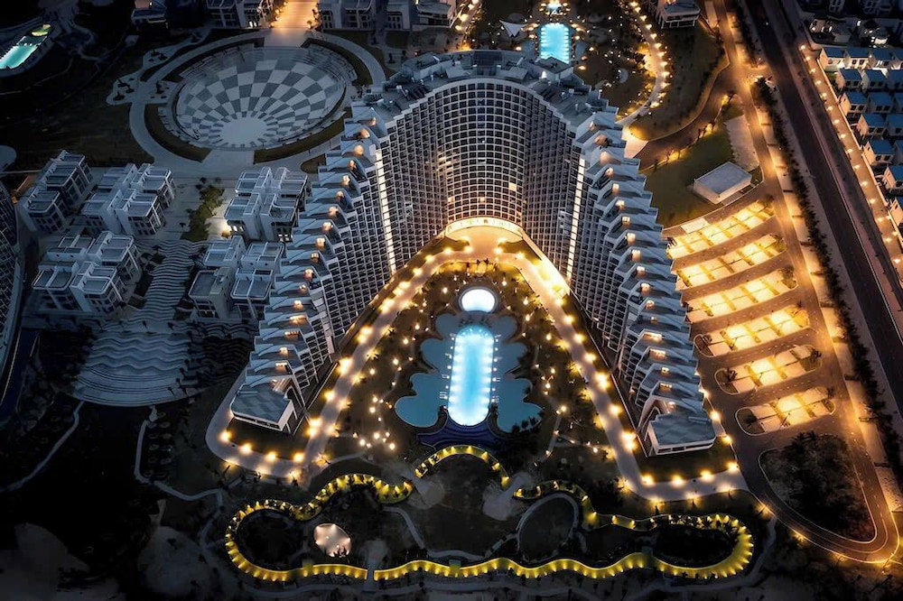 Hotel Oceanview The Arena Cam Ranh Apartment