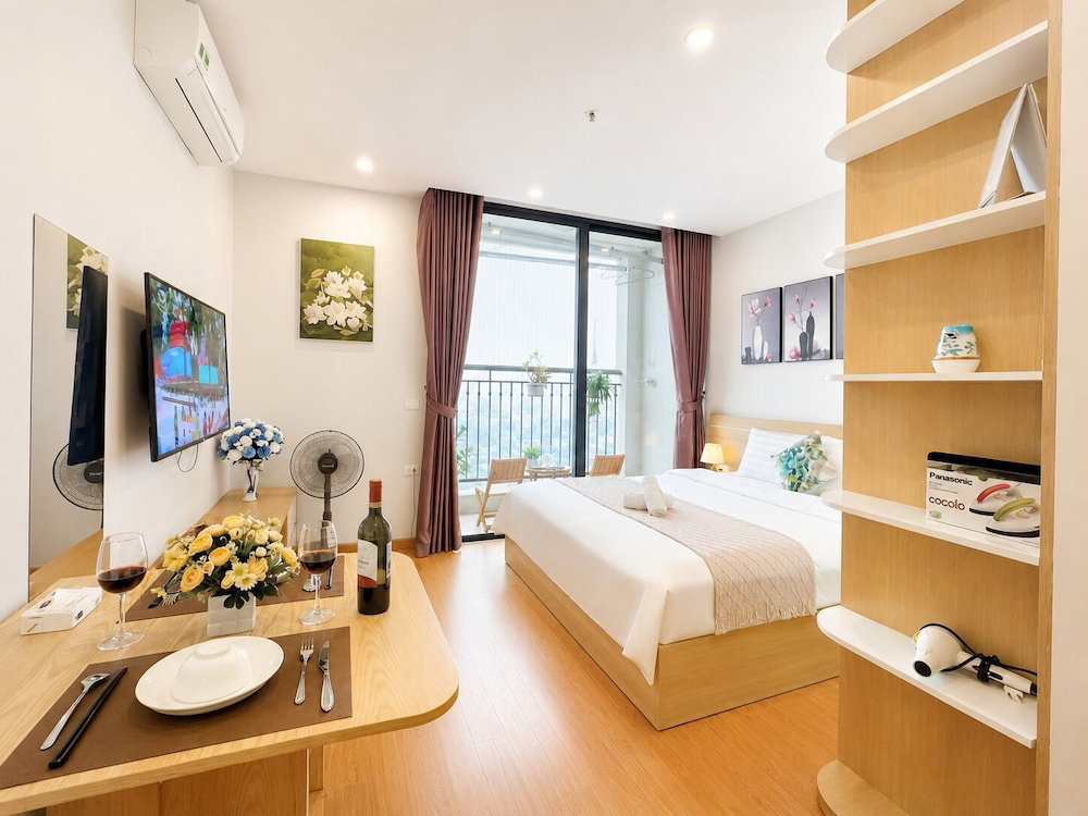 Vinhomes Green Bay-Studio Apartment