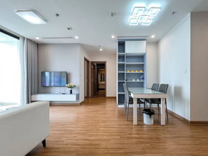 Hotel Luxury Apartment Vinhomes Skylake cazare Cau Dien