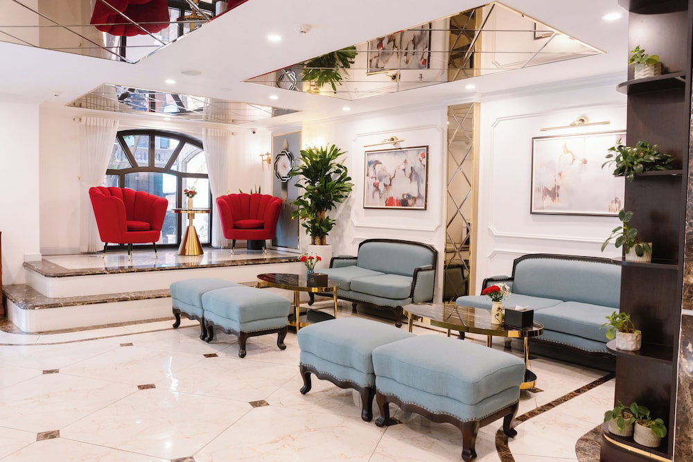 Hồng Vận Hotel